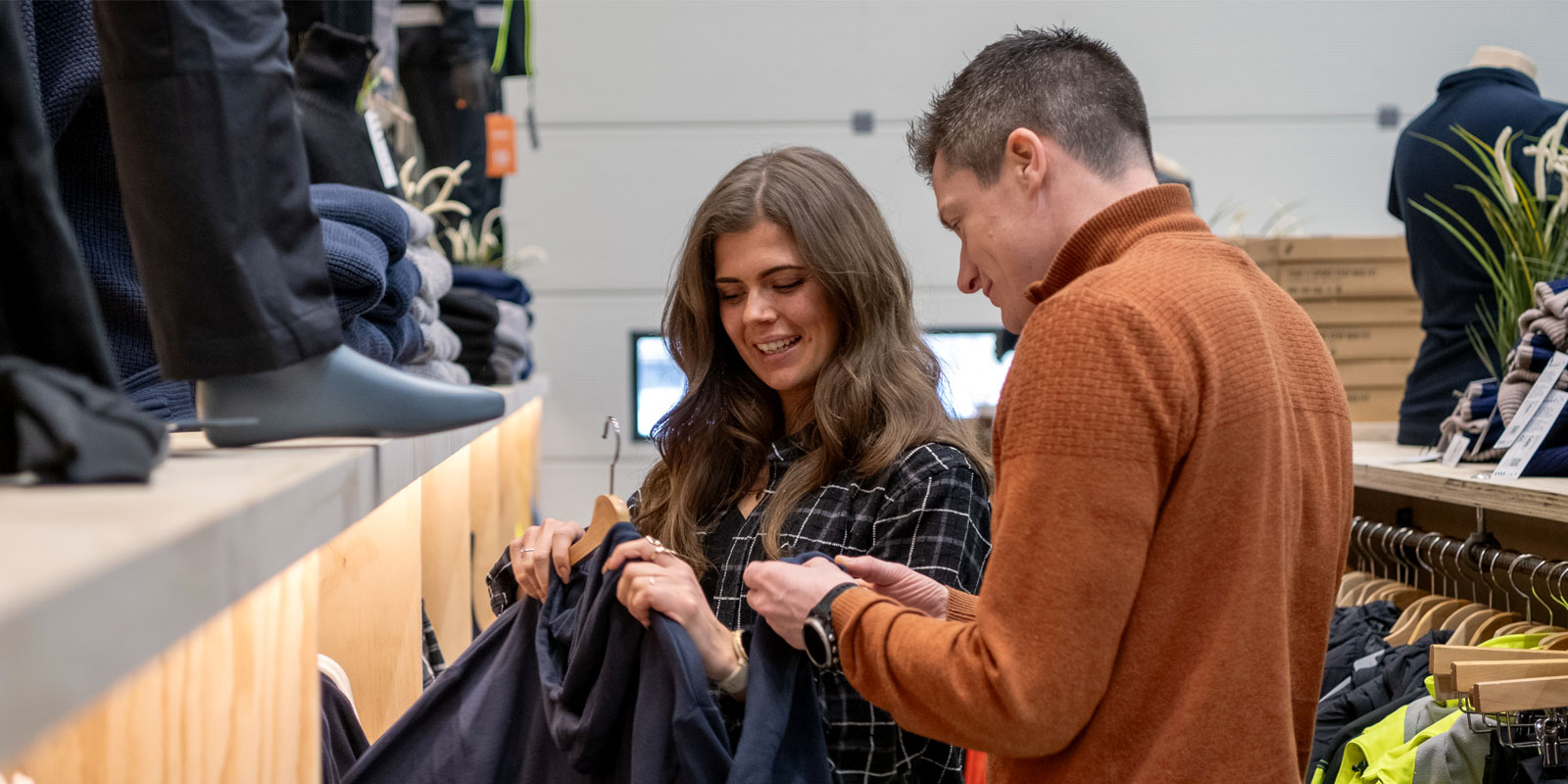 Arbeidsklær i butikk hos Better Workwear